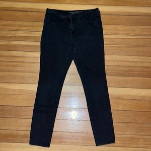 American Eagle black jeggings